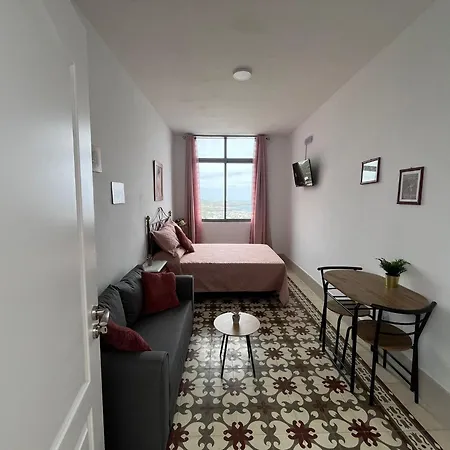 Gar House La Dimora De Suenos Хостел Гарачико