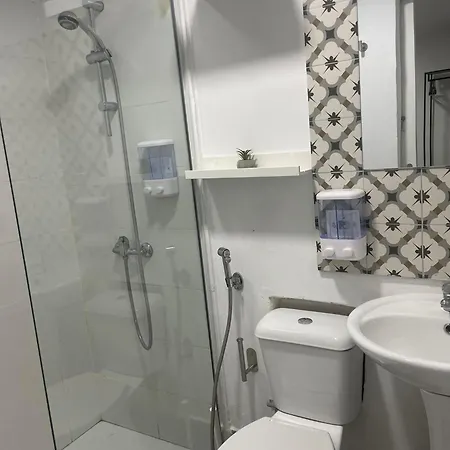Gar House La Dimora De Suenos Хостел